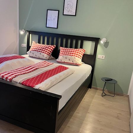 Apartment Frank - Bis Zu 3 Schlafzimmer Rust Zewnętrze zdjęcie