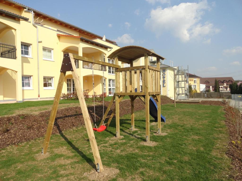 Apartment Frank - Bis Zu 3 Schlafzimmer Rust Zewnętrze zdjęcie